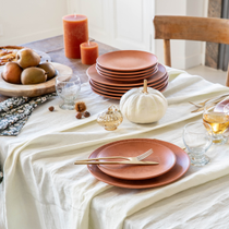 Une table d'automne décorée