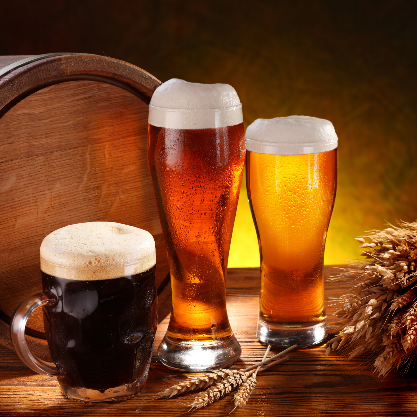 3 bières de différentes tailles : ambrée, blonde et blanche