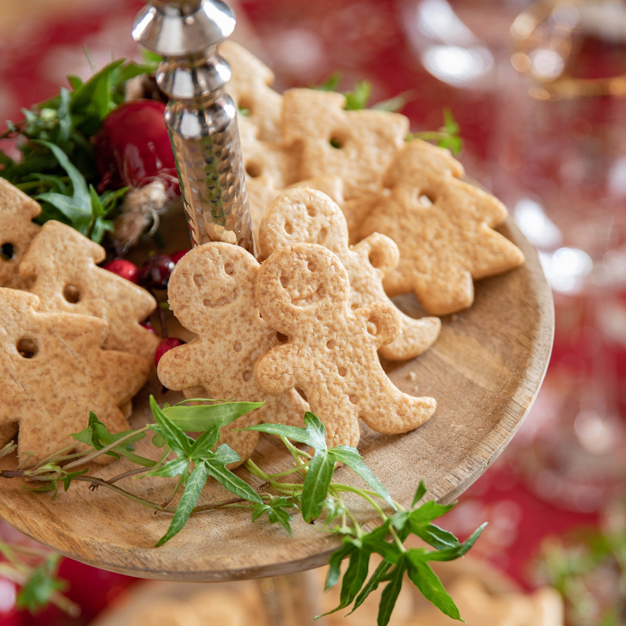 Sablés de Noël sapin et bonhomme pain d'épice