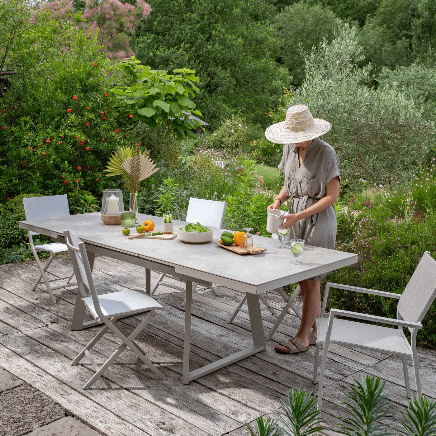 Table et chaises de jardin collection Malo