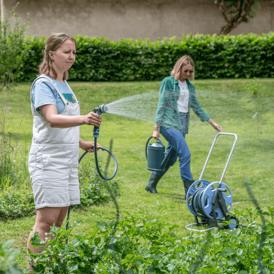 Arrosage du jardin pendant l'été