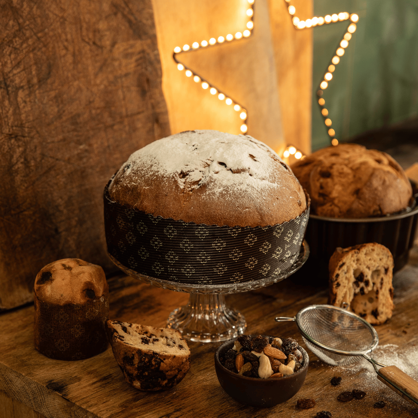 Un panettone doré prêt à être dégusté en cuisine