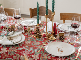 Une table de Noël au style traditionnel