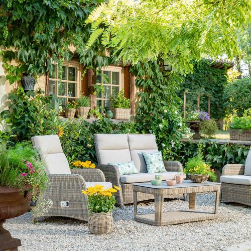 Visuel 5 du produit Salon de jardin en résine coloris beige Vérando - 4 éléments (canapé, table basse et deux fauteuils)