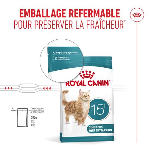 Visuel 9 du produit Croquettes pour chat Royal Feline Ageing 15+ petit sac - 400 g
