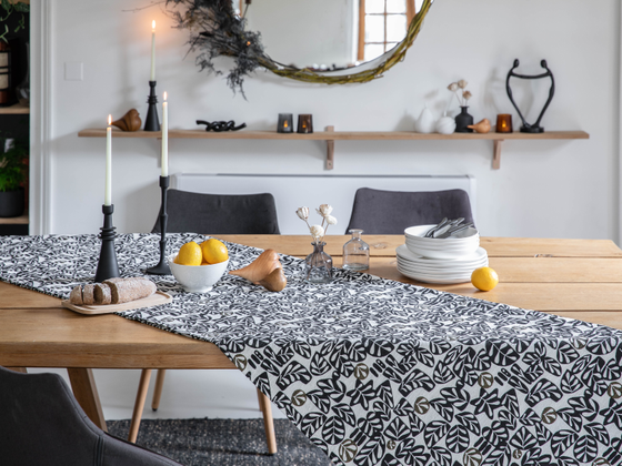 Une table décorée au style contemporain