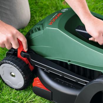 Visuel 1 du produit Tondeuse électrique UniversalRotak 34-405 Bosch