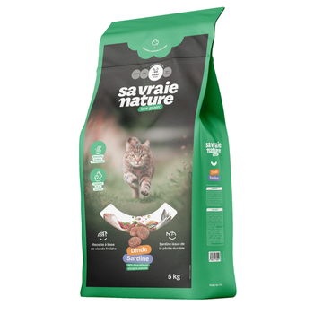 Visuel 1 du produit Croquettes chat adulte dinde & sardine réduites en céréales Sa Vraie Nature - 5 kg