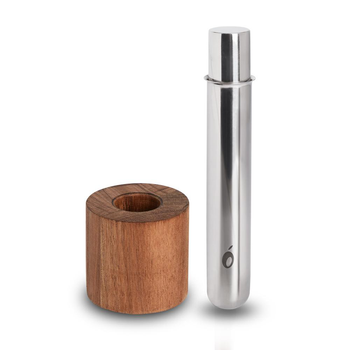 Visuel 1 du produit Moulin à sel ou à poivre en métal argent avec socle en bois - Ø 5,5 x H 15,5 cm