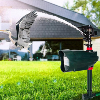 Visuel 1 du produit Système anti-héron pour bassin, efficace et durable, PRIME AQUATIC - modèle Pond Defense Sprinkler