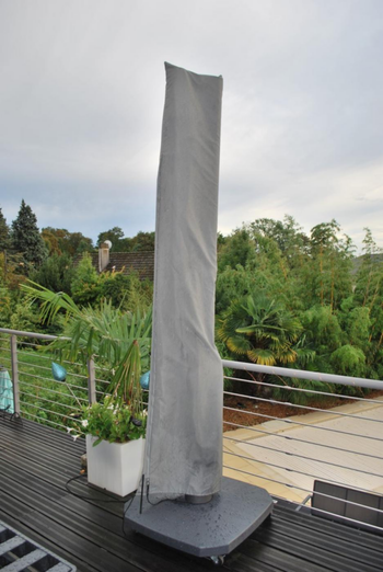 Visuel 1 du produit Housse de parasol déporté avec tuteur - MWH - 3m x 3m