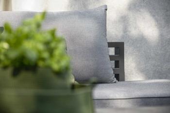 Visuel 1 du produit Coussin de dossier coloris gris en polyacrylique Holly - 75 x 46 x 20 cm
