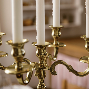 Visuel 1 du produit Chandelier pour 5 bougies en aluminium doré - Ø 34 x H 60 cm