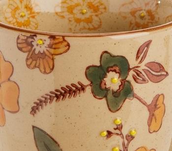 Visuel 1 du produit Coffret de 4 mugs 30 cl en grès beige décoré fleurs multicolores Aveline - Ø 8 x H 11 cm