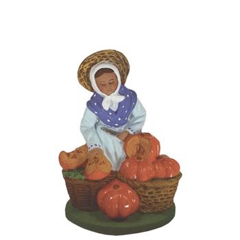 Visuel 1 du produit Personnage de crèche de Noël marchande de potirons Santons Escoffier - 7 cm