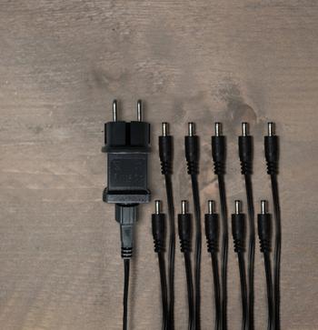 Visuel 1 du produit Éclairage de Noël Adaptateur 10 câbles raccordement pour lanterne à eau et projecteur coloris noir - 4 m