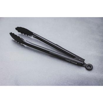 Visuel 1 du produit Pince courte pour plancha coloris noir en titane Forge Adour - 34 x 3,5 x 0,4 cm