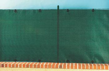 Visuel 1 du produit Brise-vue tissé Recynet Plus coloris vert Nortène - 10 m x H 150 cm