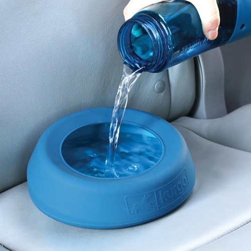 Visuel 4 du produit Bol anti-débordement pour chien coloris bleu Kurgo Splash - 22,8 x 18 x 7,6 cm