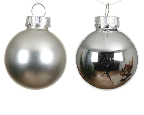 Visuel 1 du produit Ensemble de 20 boules en verre brillant et mat argent - Ø 6 cm