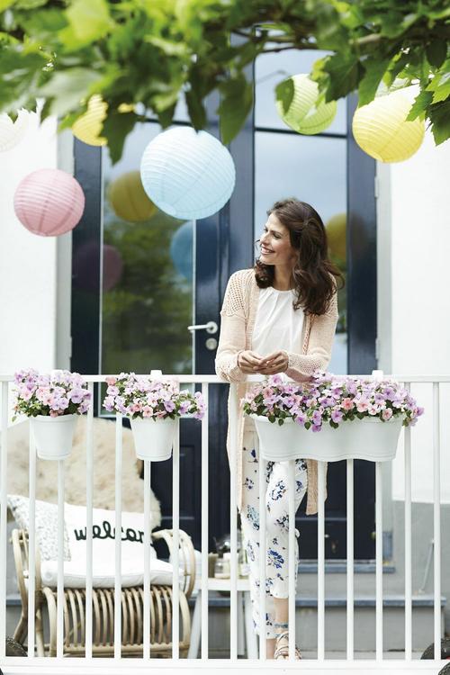 Visuel 3 du produit Pot à suspendre coloris blanc Elho Corsica - 27 x 19 x 25,9 cm