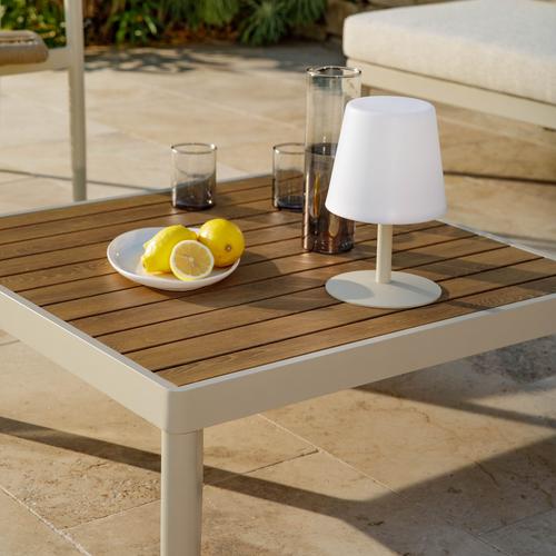 Visuel 4 du produit Table basse avec assise possible coloris beige en aluminium Sollya - 72 x 72 x 26 cm