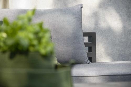 Visuel 2 du produit Coussin de dossier coloris gris en polyacrylique Holly - 75 x 46 x 20 cm
