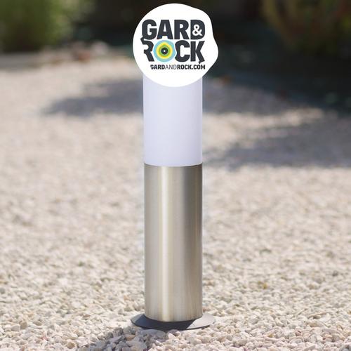 Capture vidéo du produit Borne solaire lanterne amovible coloris gris en inox Gard&Rock - Ø 8 x 42 cm