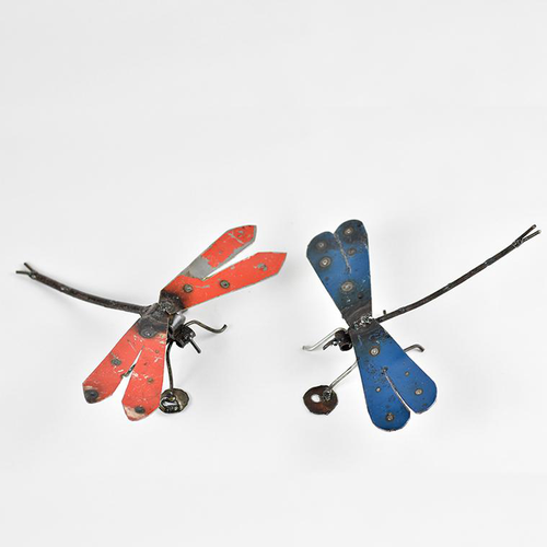 Visuel 1 du produit Libellule métal petit modèle rouge ou bleue