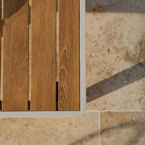 Visuel 3 du produit Table basse avec assise possible coloris beige en aluminium Sollya - 72 x 72 x 26 cm