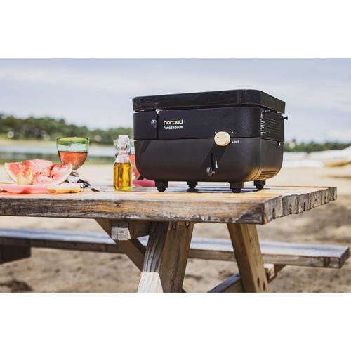 Visuel 8 du produit Plancha Nomad au gaz coloris noir en acier Forge Adour Nomad - 33,5 x 33,5 x 21,5 cm