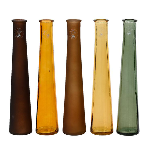 Visuel 1 du produit Vase en verre recyclé coloris multicolore avec un relief gaufré – Ø 7 x 32 cm (produit vendu à l'unité, livré aléatoirement parmi cinq coloris)