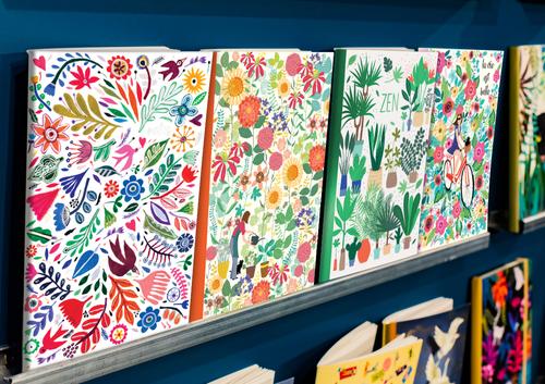 Visuel 1 du produit Cahier doré aux Éditions Cartesdart