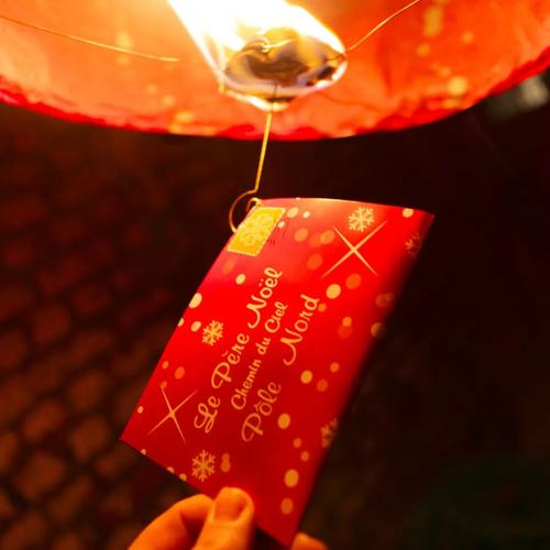 Visuel 6 du produit Lettre au Père Noël volante par lanterne