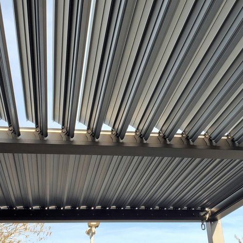 Visuel 3 du produit Pergola bioclimatique en aluminium noir Green Outside Event - 4 x 3 m