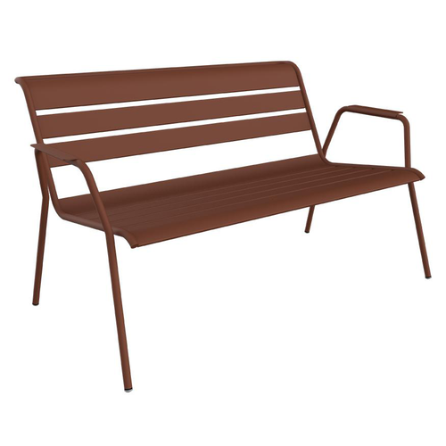 Visuel 1 du produit Banquette lounge Monceau coloris rouge en acier Fermob - 132 x 82 cm