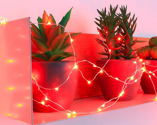 Visuel 1 du produit Guirlande lumineuse à 150 micro-LED rouge animée sur câble argent - 7,5 m