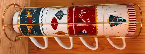Visuel 1 du produit Tasses en porcelaine motifs et couleurs de Noël Rudolphe avec support tour en métal - 10 x 8,5 x 6,8 cm