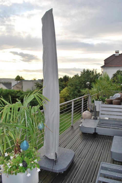 Visuel 4 du produit Housse de parasol déporté avec tuteur - MWH - 3m x 3m