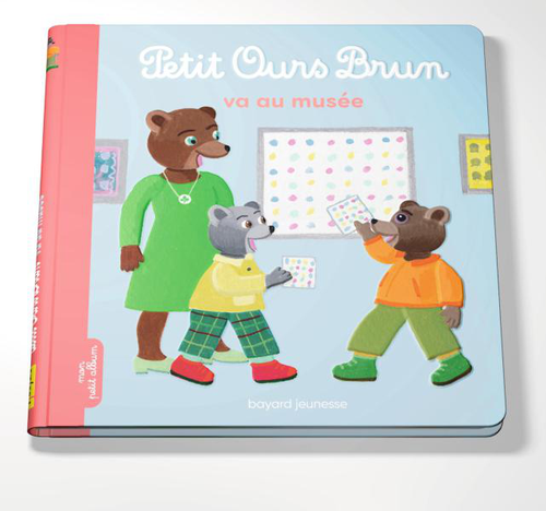 Visuel 1 du produit Livre Petit Ours Brun va au musée aux Éditions Bayard Jeunesse - 16 pages